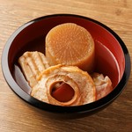 大根・ちくわぶ・車麩・焼売・赤こんにゃく