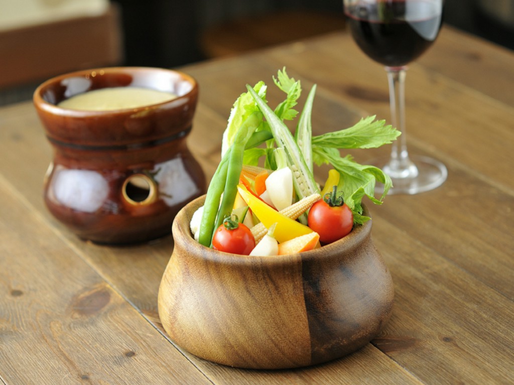 地元の新鮮野菜を使った『バーニャカウダ湘南野菜』
