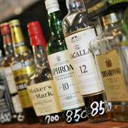 外国に興味がある人に楽しんでもらえる店です。世界の料理を提供しているので、それに合わせてお酒も用意。ワインはリーズナブルな銘柄からビオワインまで揃えています。誕生日プレートもやってます（要予約）。