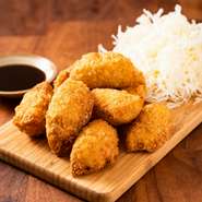 餃子カツ4ヶ・ご飯・わかめスープ・お新香