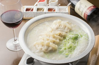 濃厚白濁名古屋コーチン炊き餃子