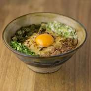 1日限定30食。拉麺でもない、つけ麺でもない　油そばでもない美味しい麺があります！（スープ・追い飯）
