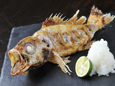 『本日の鮮魚一本焼き』お燗酒との相性は抜群です!