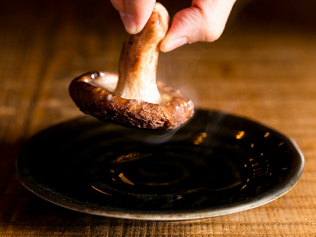 「名物」どんこしいたけ（1個）