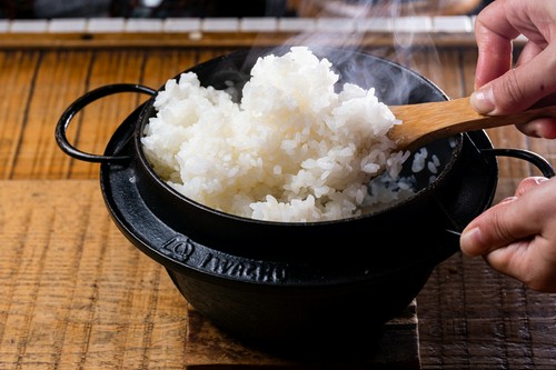 米作り名人「本多義光」氏の炊きたて鉄釜コシヒカリ
