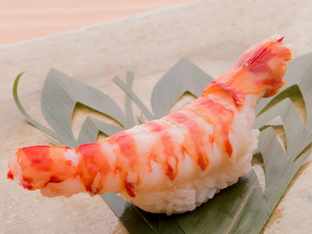 見た目も美しい熊本・天草産『車海老』は、鮮度も歯ごたえも抜群