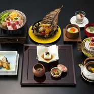 沖縄で育った旬の食材をふんだんに使い、本格和食の技法を使って作られた料理や、定番の琉球料理など和の美食と絶品沖縄グルメを堪能できます。頻繁に足を運んでも、メニューが楽しみになります。