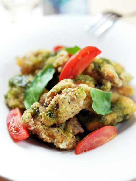 『鶏のバジル唐揚げ』