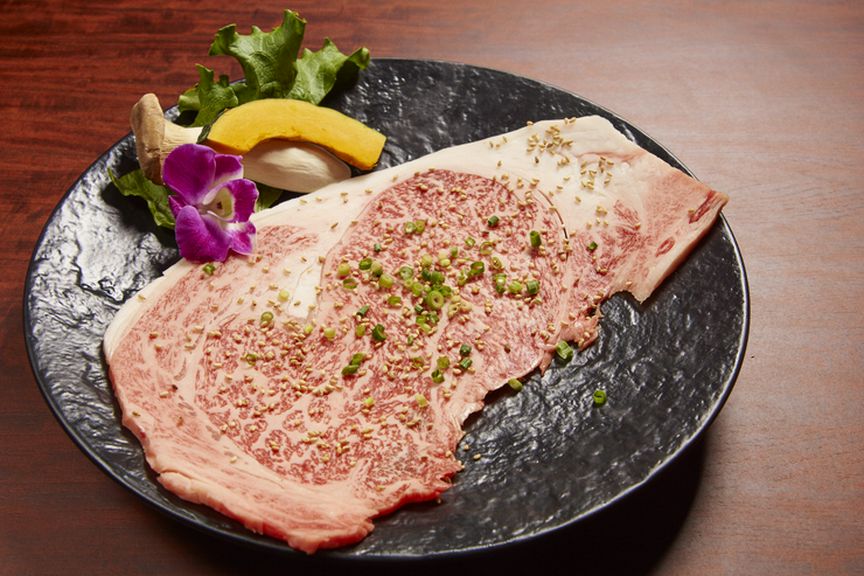 究極!はみでるカルビ