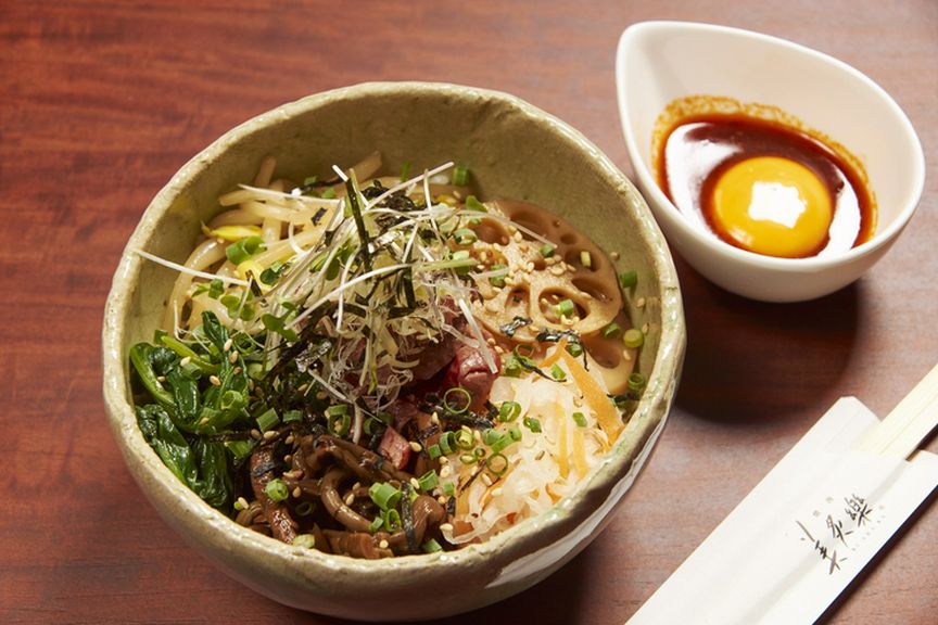 炙りユッケピビンバ