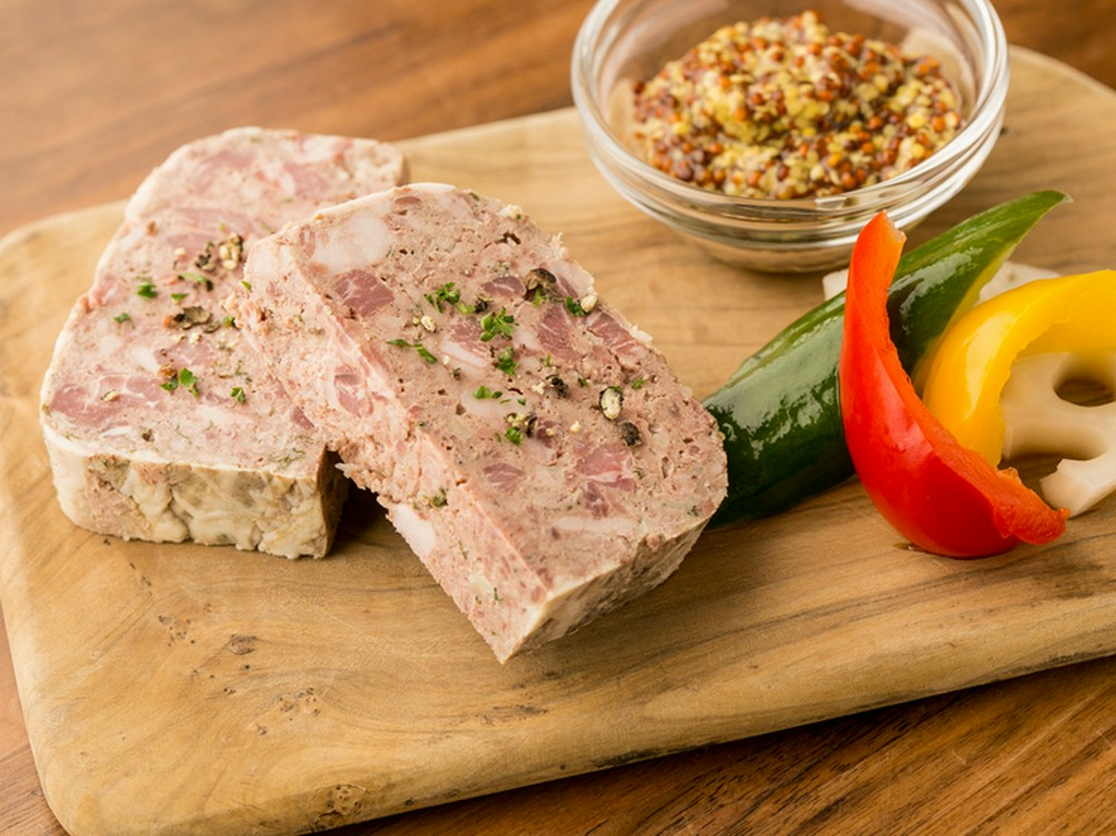 『オカダ風・パテドカンパーニュ（田舎風豚肉のテリーヌ）』