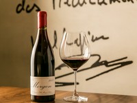 グラス　800円～／ボトル　3900円～