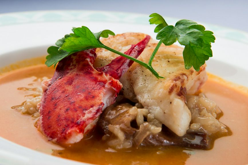 魚介の旨みが凝縮した『海の幸のスープ リゾット添え』