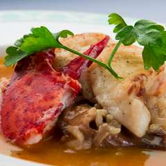 魚介の旨みが凝縮した『海の幸のスープ　リゾット添え』