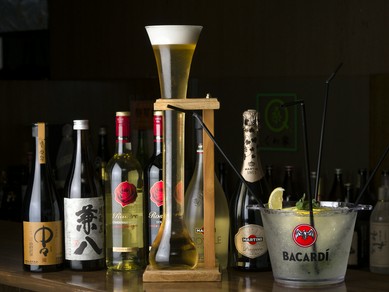 思わず笑顔になるサイズ感。気分も上がる『びっくりビール』