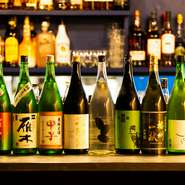 銘柄は一升瓶売り切りのスタイルなので、次次と入荷する新しい日本酒を楽しむことができます。「若い人に日本酒の魅力を知って欲しい」という思いから、リーズナブルな価格で楽しめるのも魅力です。
