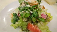 イタリアンでは定番のサラダ!
たっぷりチーズと、さくさくクルトンがたまりません!