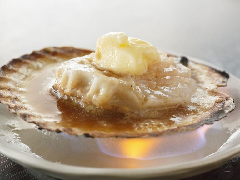 地元の野菜や魚介類にこだわった仕入れで、厳選食材を使用