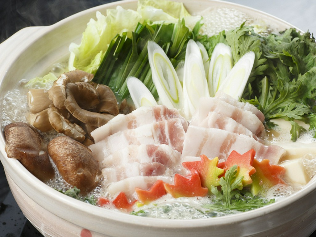 忘年会はこれで決まり！　鍋料理に飲み放題が付いたコース