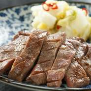 厚めにカットされた、仙台牛タンをイメージした牛タンは仙台から来た方も納得の本場の味。厚切りながらとても柔らかい仕上がりとなっています。リーズナブルなお値段で堪能できるのも魅力的。