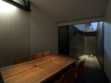 スタイリッシュで開放感あふれる個室は、大切なシーンに