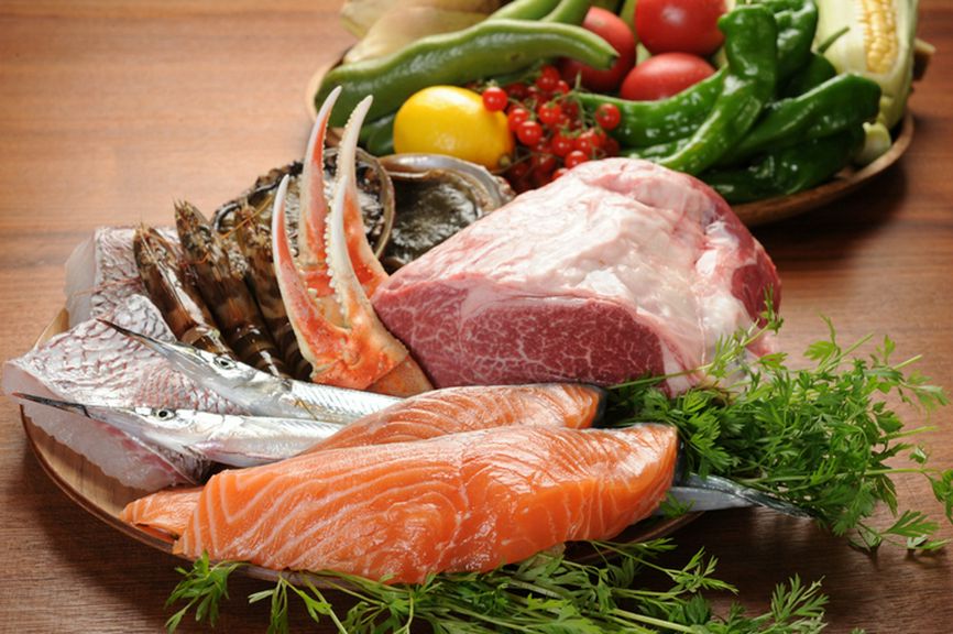 季節を感じる彩り豊かな食材が、さらに魅力的な串揚げに！　
