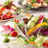 淡路島や各地方の無農薬有機野菜を使用したサラダ
