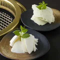肉料理を堪能したあとは、ジェラートでさっぱりと