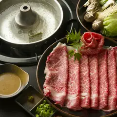 厳選された米沢牛のリブロースを堪能！　『米沢牛しゃぶしゃぶセット』