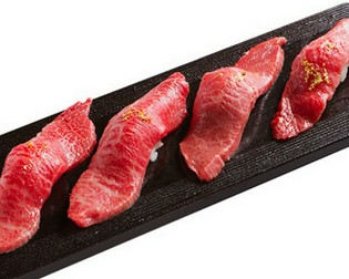 とろけるような味わいの『極　和牛握り』4貫（赤、白ミスジ）