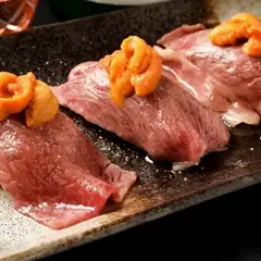 サーロイン雲丹肉寿司