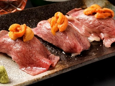 サーロイン雲丹肉寿司