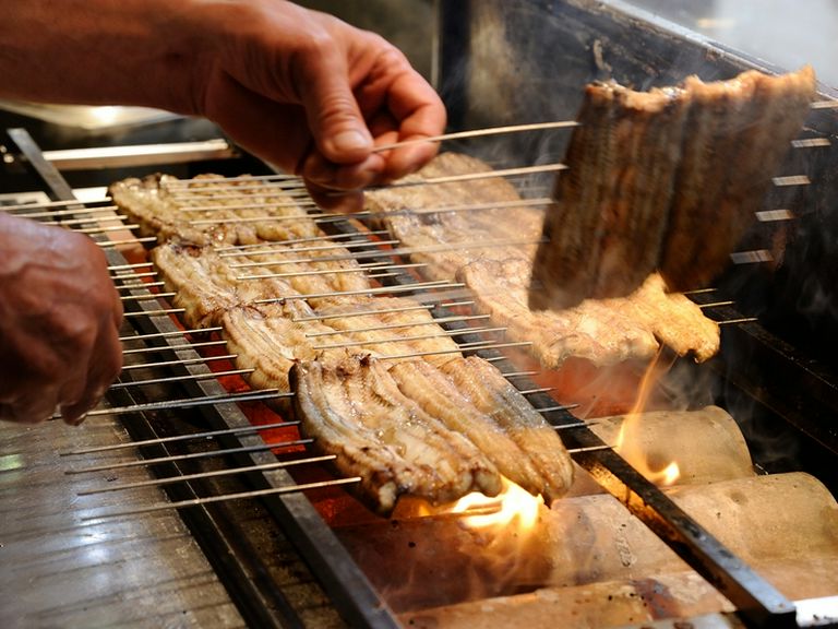 うなぎ焼職人半世紀以上の技がひかる、こだわりのうなぎをどうぞ
