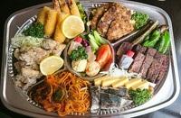 ウィステリアの人気メニュ―が沢山詰まったシェフ自家製のお料理です。
ご家族、ご友人などでパーティーやお祝いごとにも最適です。


