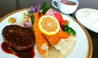 ウィステリアランチ(ライス、スープ付)　　　￥1,600