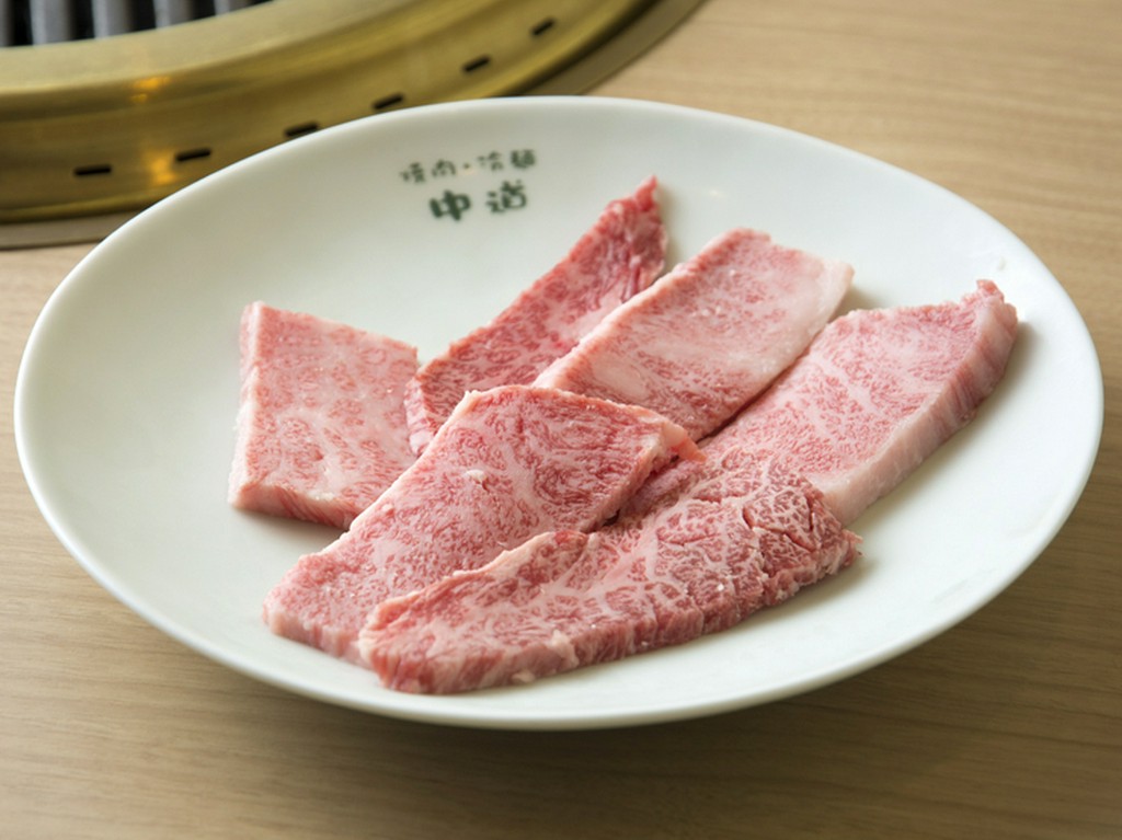 冷凍は一切使わず、国産の食材にこだわっています