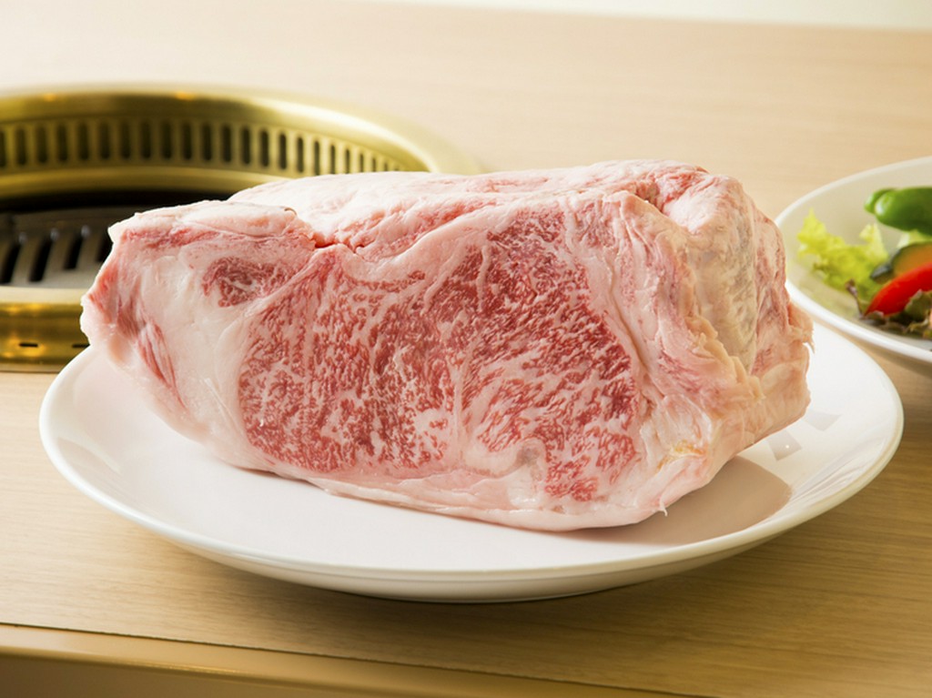 前沢おがた牧場牛サーロイン