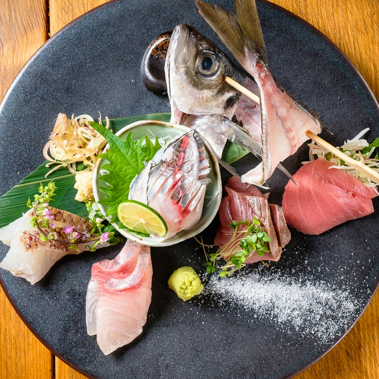 魚バカ一代お刺し身の5点盛り合わせ（1人前）