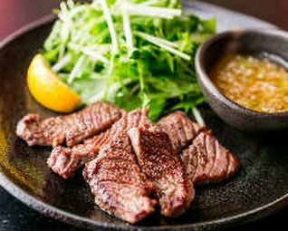 厚切り上牛タン