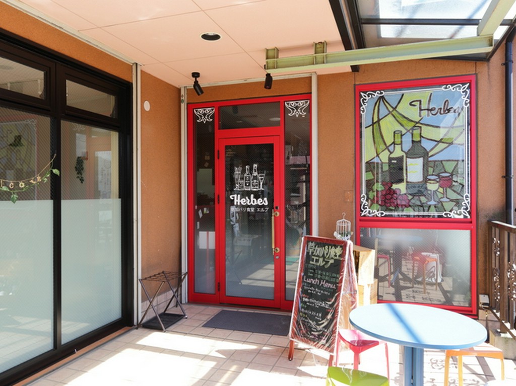 料理は全て一から手作り。フランスのお惣菜を気軽に楽しめるお店