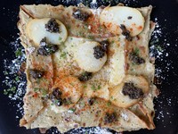 ジャガイモ、トリュフ、チーズ