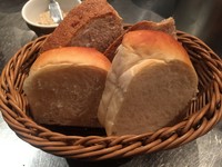 毎日お店で焼いている自慢のパン！どんなパンが提供されるかは来てからのお楽しみ