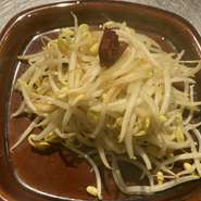 ピリッと辛いニンニクたっぷりソテー