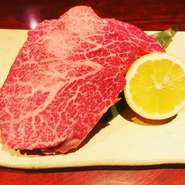 広島牛、岡山の吉備牛、広島県産キングポークなど厳選したお肉をご提供。