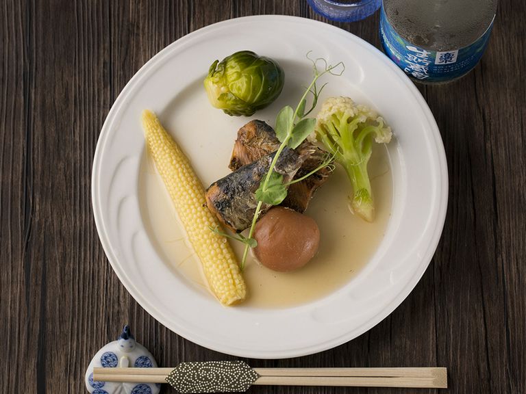 一年中、出回る鰯だからこそ、添える旬の野菜で季節を表現