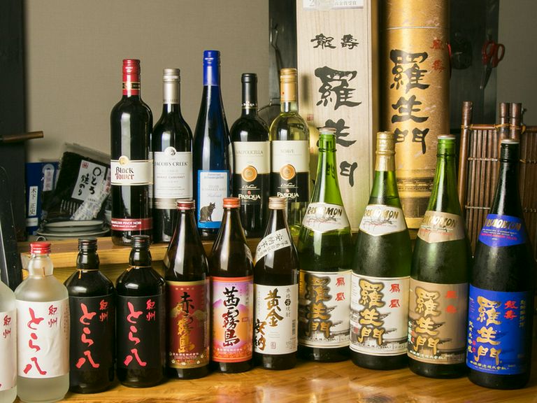 和歌山の地酒や【とら八】オリジナルの焼酎などドリンクが充実