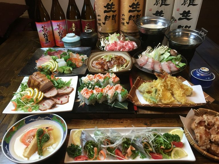 紀州の旬の食材でつくる季節コース。