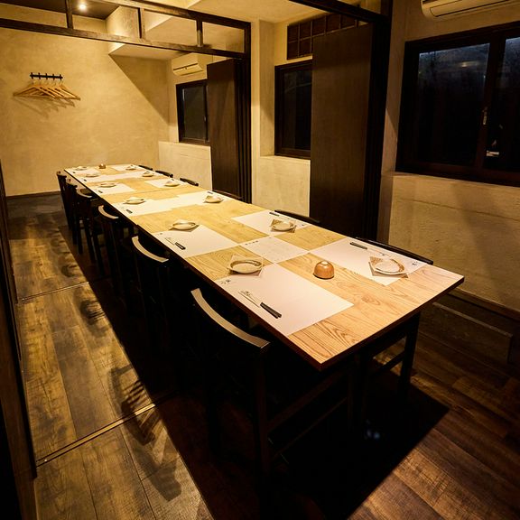 和の寛ぎ空間が魅力。2名様〜個室にご案内可能