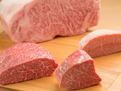 最高の料理、最高の接客、最高の空間でおもてなし…