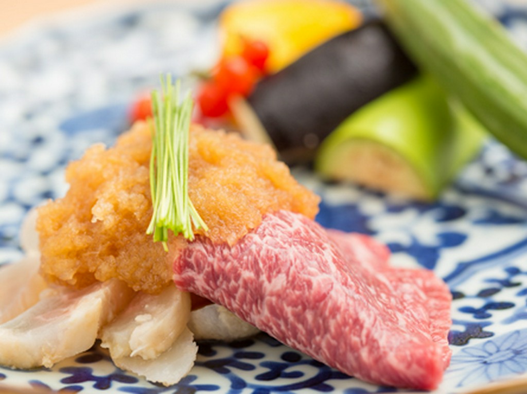 肉の旨みを最大限に生かした肉割烹をご提供致します